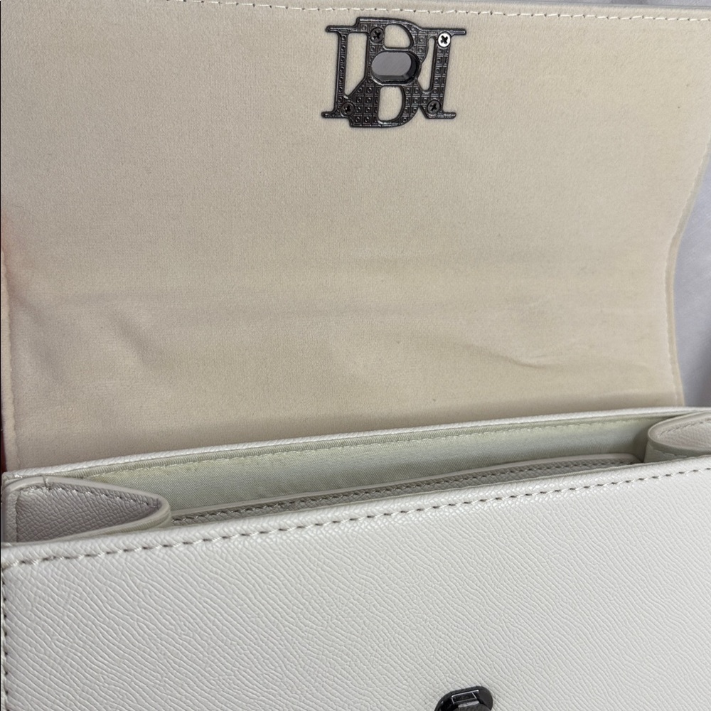 Badgley Mischka Studded Off White Bag - Picture 9 of 11